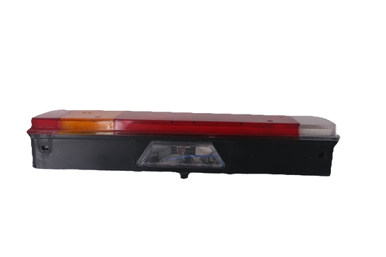 WG9925810001 SINOTRUK HOWO A7 SITRAK トラック部品 プラスチック素材のバックテールランプ