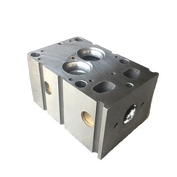 WEICHAI WD615 エンジンシリンダーヘッドアッシー. 6126000 修理/交換の必要性のために完璧